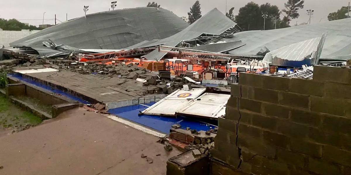 14 muertos y varios heridos deja un fuerte temporal de viento y lluvia en Buenos Aires, Argentina