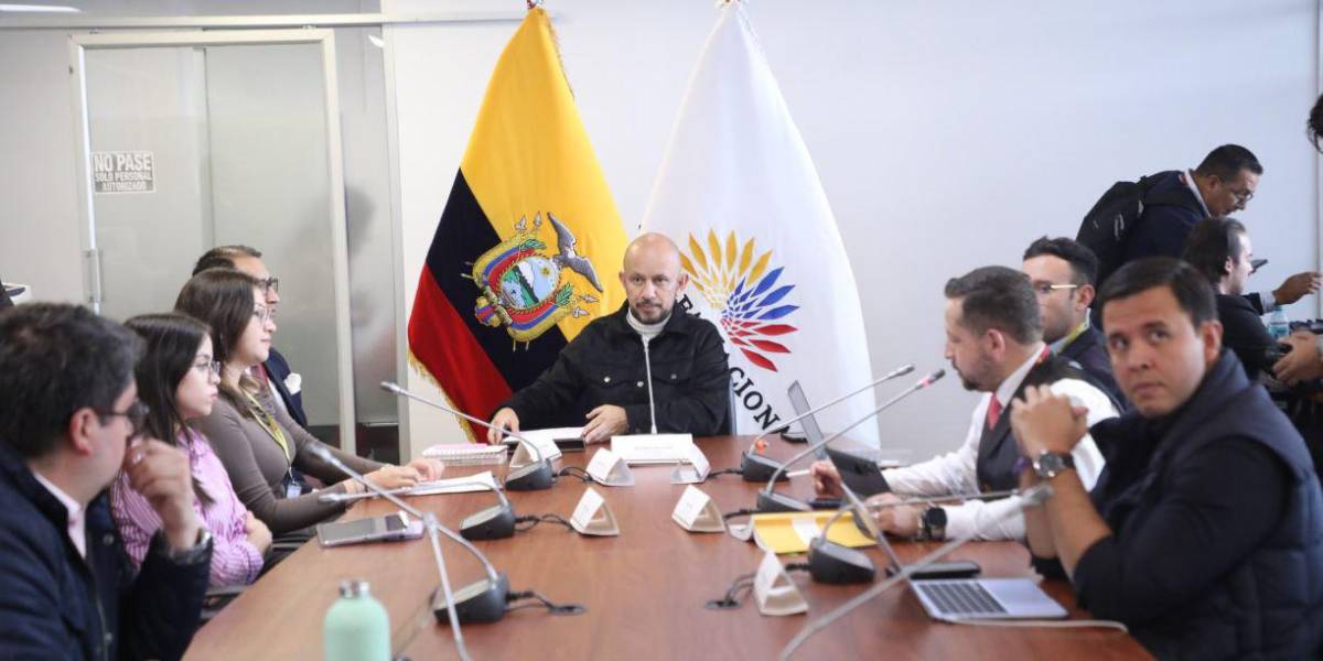 Comisión de Seguridad, controlada por ADN, fiscalizará el paro nacional