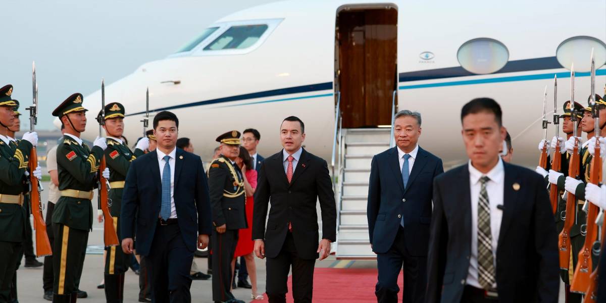Daniel Noboa arribó a China para empezar la primera gira presidencial de su segundo gobierno
