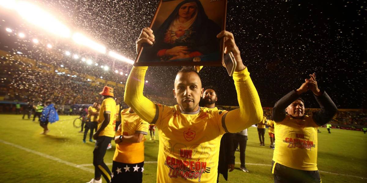 No existe resentimiento con Ricardo Adé, dice Édison Vega, jugador de Aucas