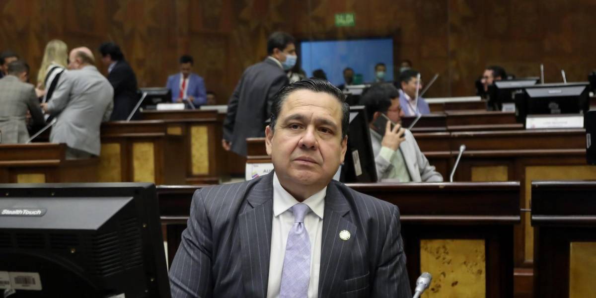 Pablo Muentes regresó a la cárcel La Roca tras ser atendido en dos hospitales de Guayaquil