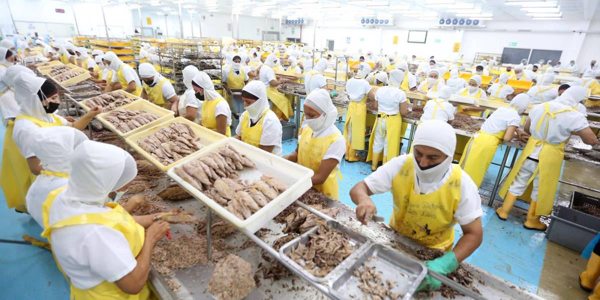 La norma actual permite la contratación parcial, que suple el trabajo por horas