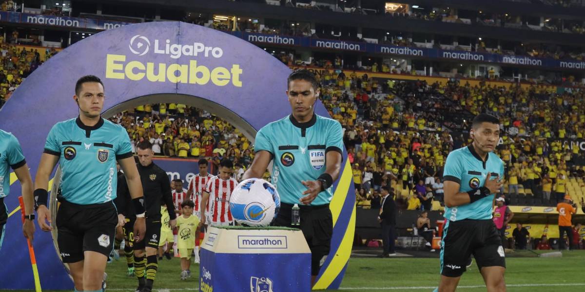 Los árbitros analizan no pitar la primera jornada de la segunda etapa de la Liga Pro por deudas