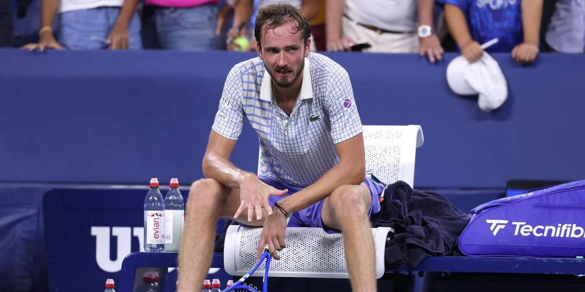 Medvedev abandona el US Open tras caótico desenlace