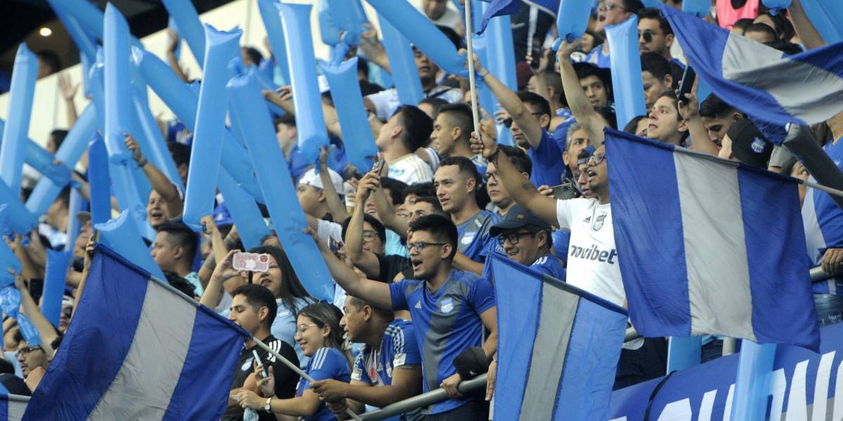 Emelec dirigió un emotivo y motivador mensaje a su hinchada