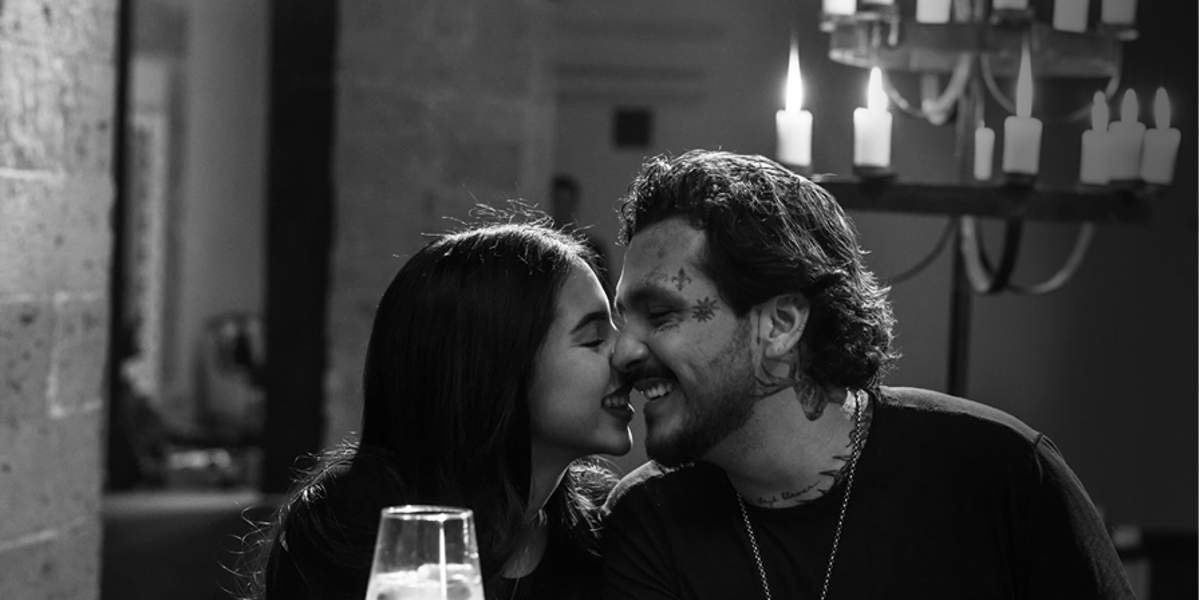 Christian Nodal estrena Amé ¿Se la dedica a Ángela Aguilar?