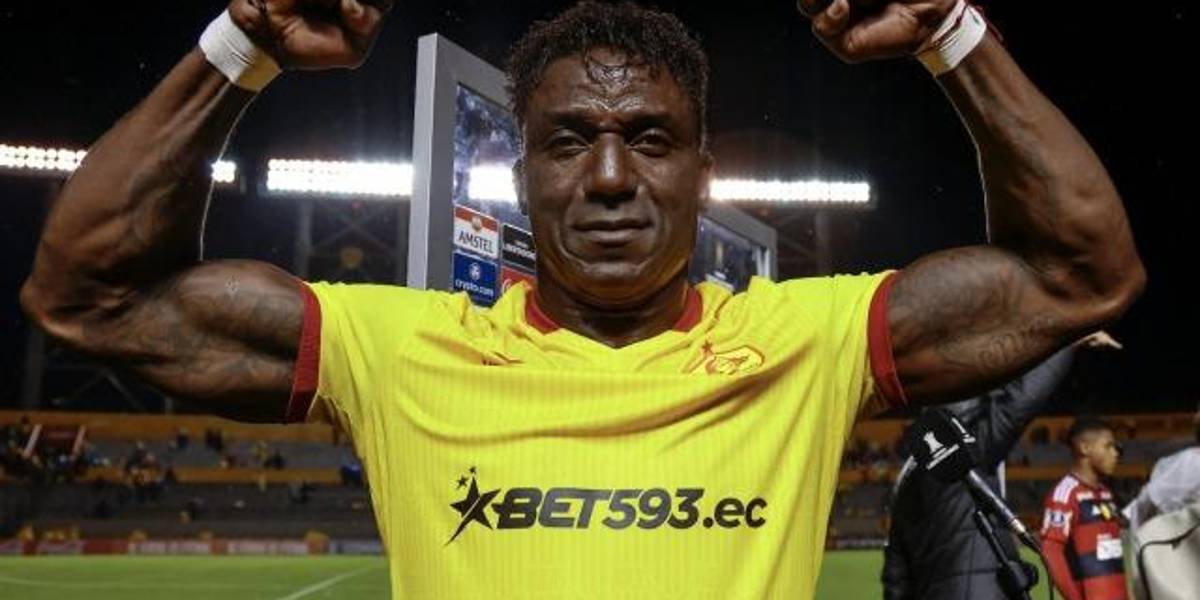 Danny Walker: Sé que es muy difícil retirarse. Roberto Ordóñez tiene que entender que no entra en los planes de Aucas