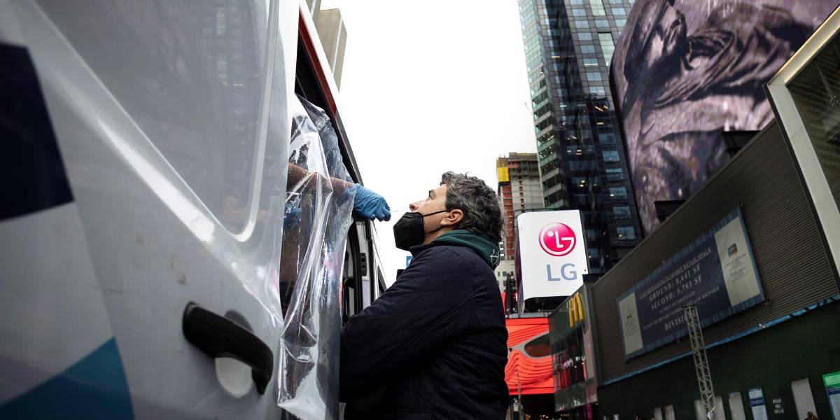 Estados Unidos supera los 800.000 muertos por COVID-19