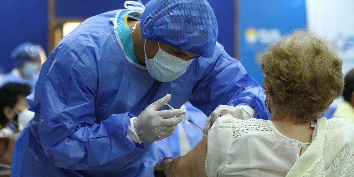 CNE permitirá cambios de domicilio en proceso de vacunación