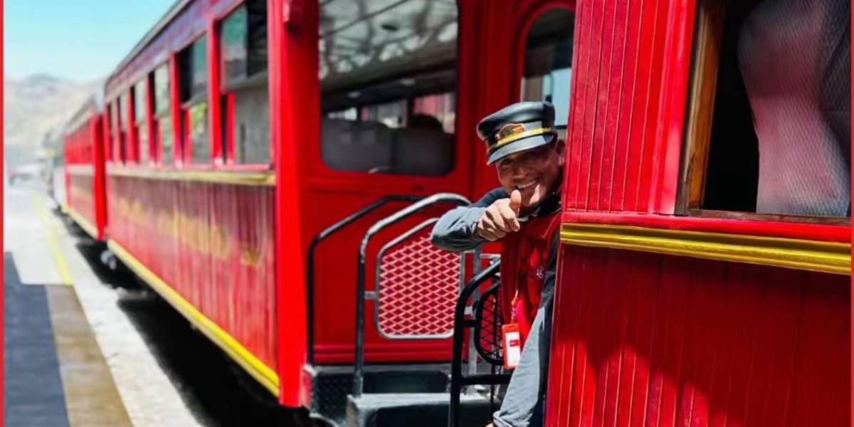 El Tren Nariz del Diablo de Alausí retoma operaciones tras falla mecánica