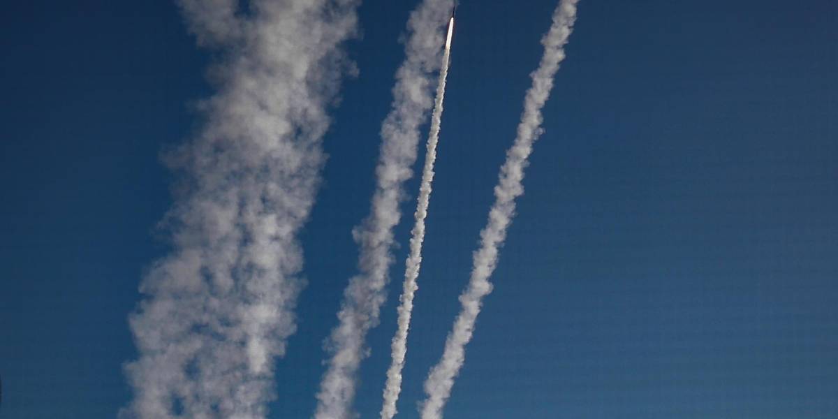 Tres cohetes son lanzados desde Siria hacia Israel en plena escalada con Gaza