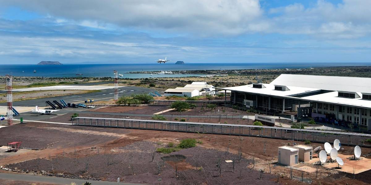 Daniel Noboa descarta que la Isla Baltra de Galápagos acogerá una base militar de Estados Unidos