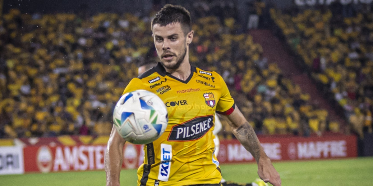 Barcelona SC solo le ganó una vez a Universitario en Perú