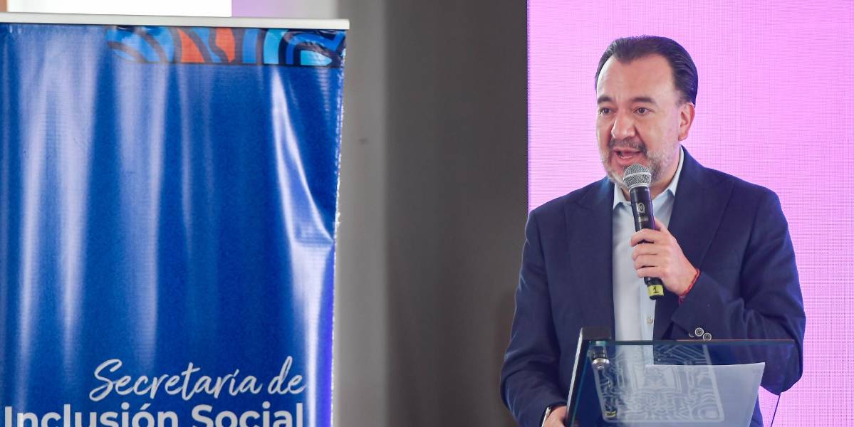 Alza del diésel: Pabel Muñoz dice que posible incremento de pasajes en transporte público es responsabilidad del Gobierno