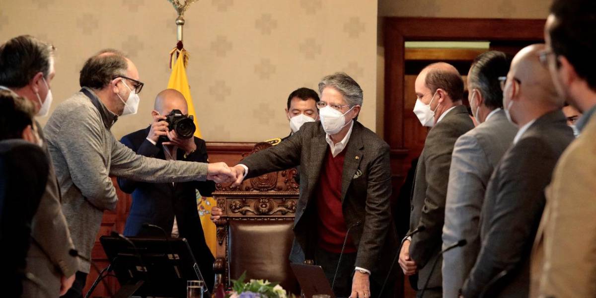 Ecuador quiere negociar un acuerdo de libre comercio con EE.UU.