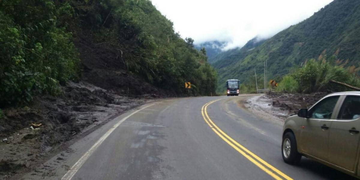 La vía Puyo - Baños se cerrará entre la noche del 4 y mañana del 5 de febrero