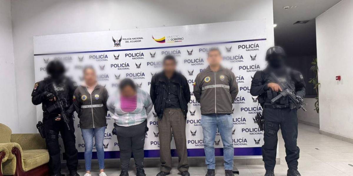 Un hombre se hacía pasar por obispo para captar migrantes en Cotopaxi y Tungurahua