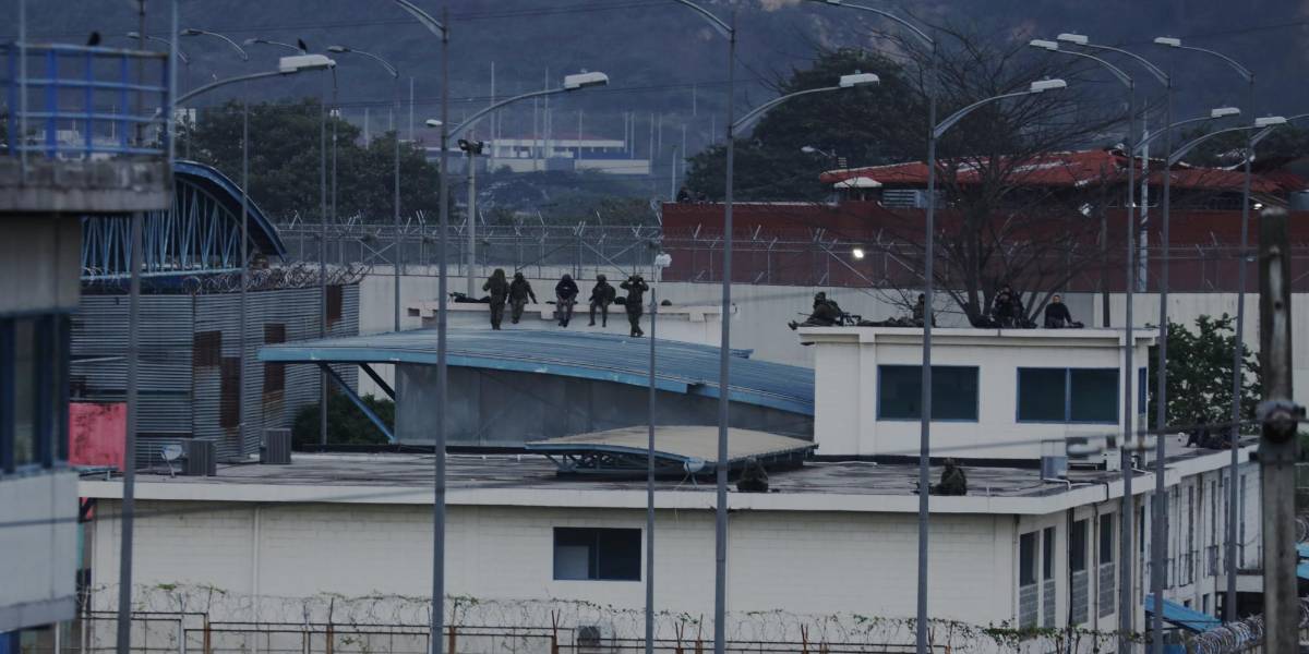 Silencio del SNAI: sin pronunciamiento sobre fuga de Fito ni disturbios en cárceles