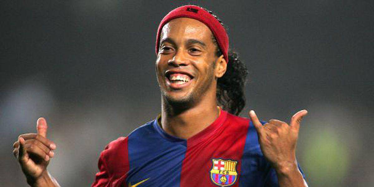 Ronaldinho regresa a Ecuador después de seis años