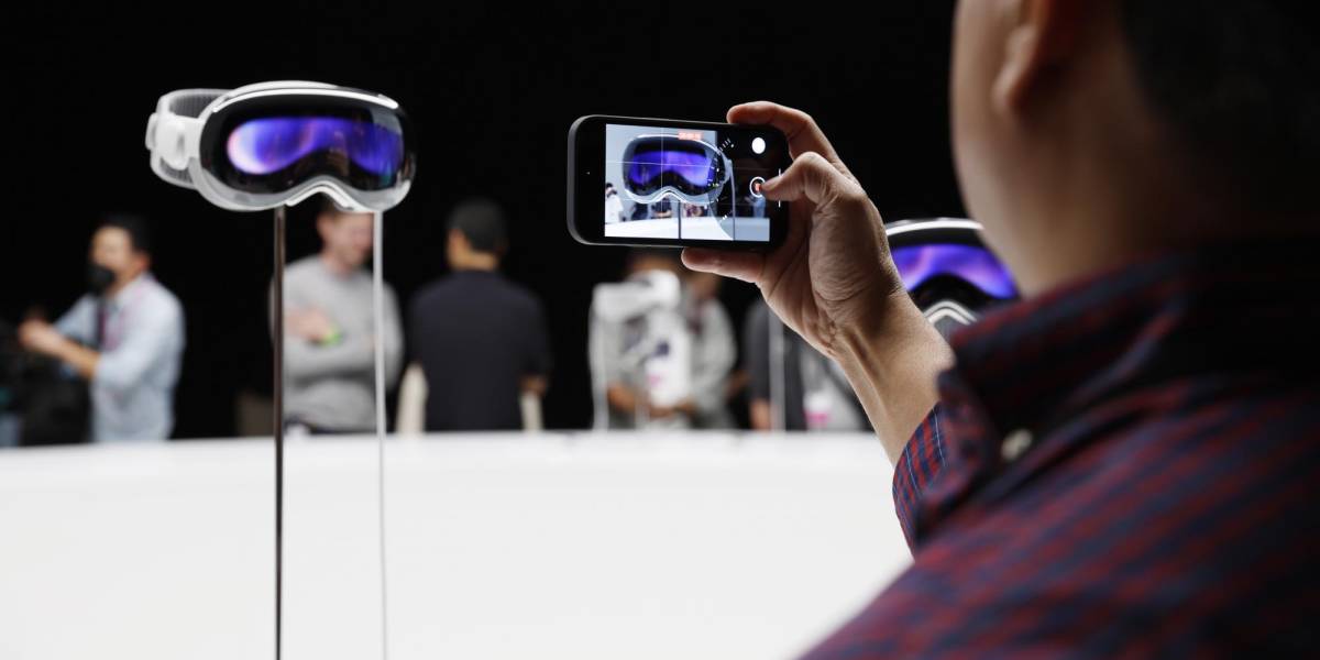 Vision Pro de Apple: cómo son las esperadas gafas de realidad aumentada presentadas por la compañía de Silicon Valley