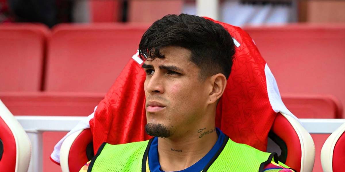 Piero Hincapié es baja en el Arsenal para enfrentar al Olympiacos por la Champions League