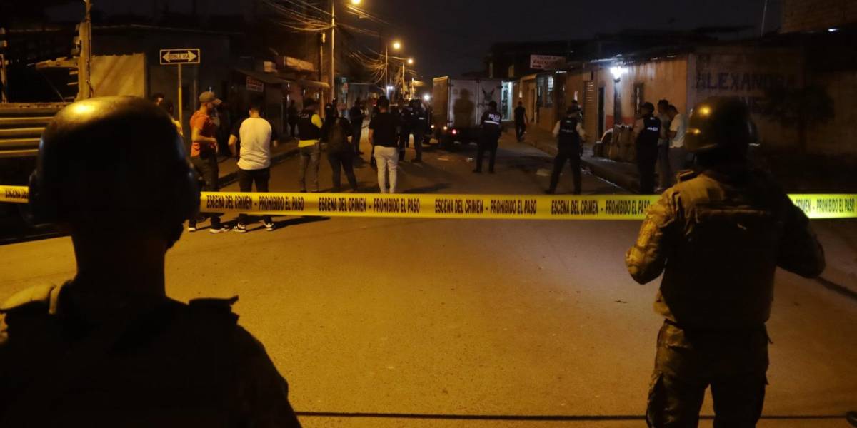 Tres personas fueron asesinadas dentro de una peluquería en el centro sur de Guayaquil