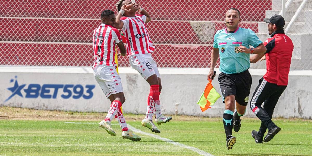 Técnico Universitario sella la primera goleada de la temporada en la Liga Pro