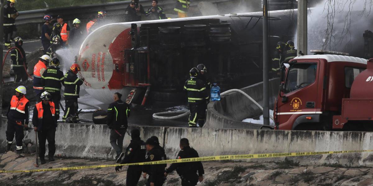 Explosión de camión de gas deja 57 heridos, 19 graves, en Ciudad de México