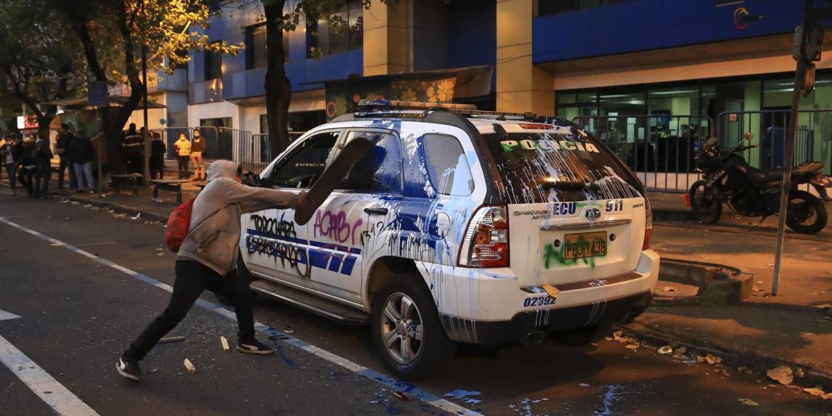 Paro nacional: jueza ordena prisión preventiva para 2 personas por daños en patrullero