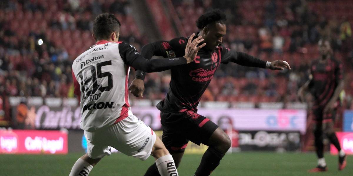 Jhojan Julio anotó un gol en derrota del Club Tijuana sobre el Atlas en la Liga Mexicana