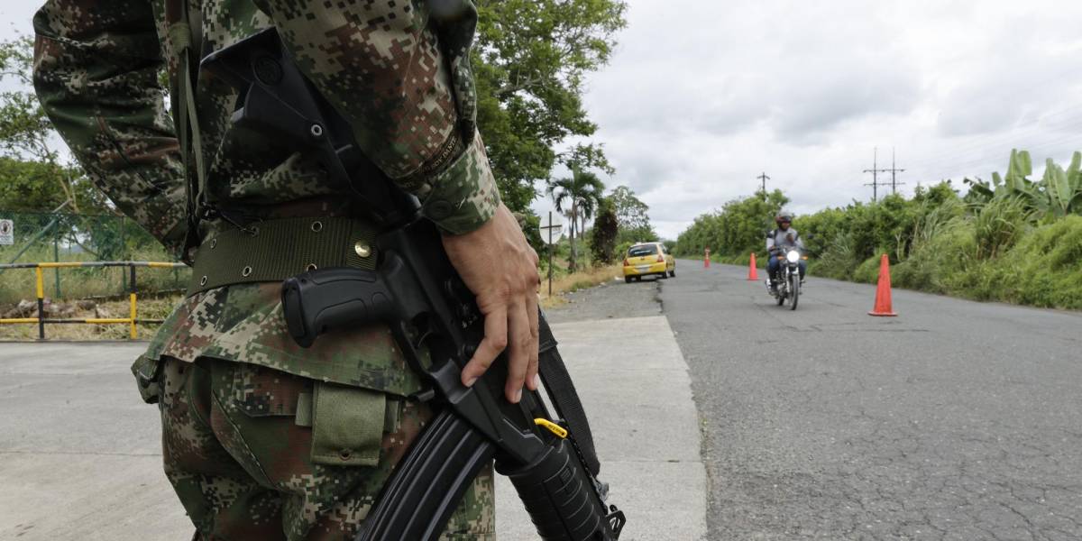 Desmantelan red de narcos de las disidencias de las FARC en Colombia y Panamá