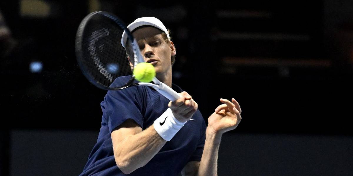 Jannik Sinner derrota a Djokovic y jugará la final contra Alcaraz en el Six Kings Slam
