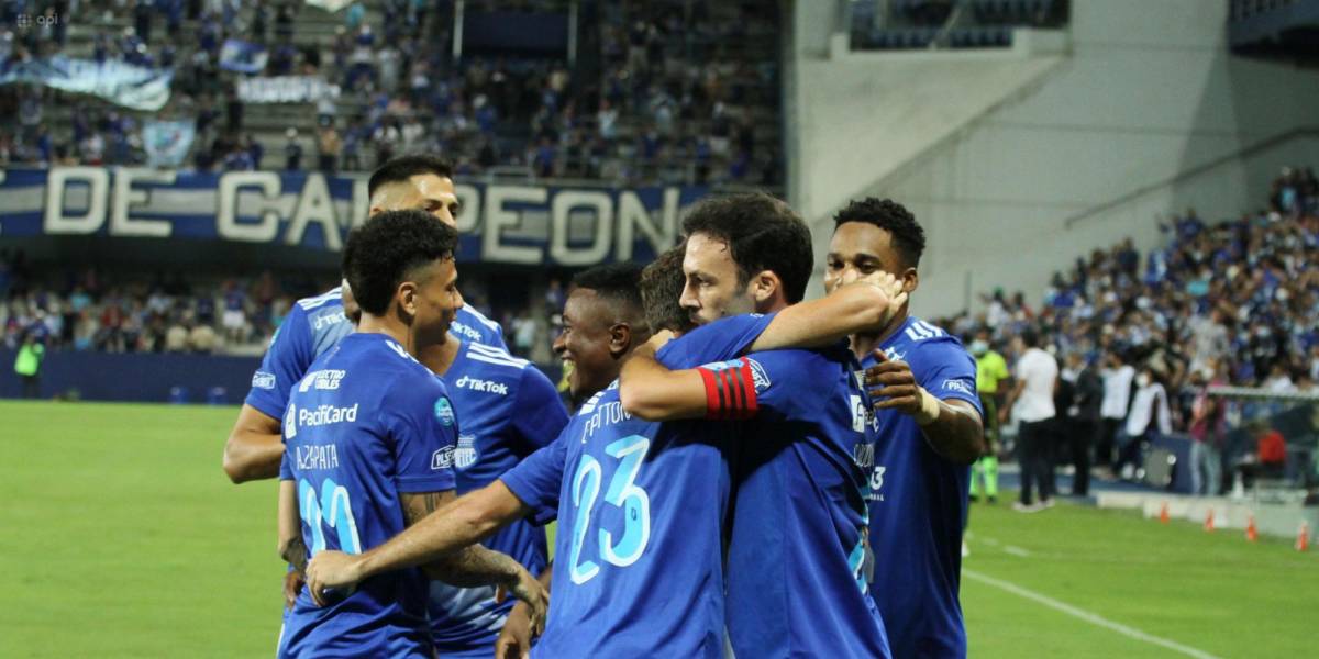 Emelec respira al vencer a LDUQ en el Capwell