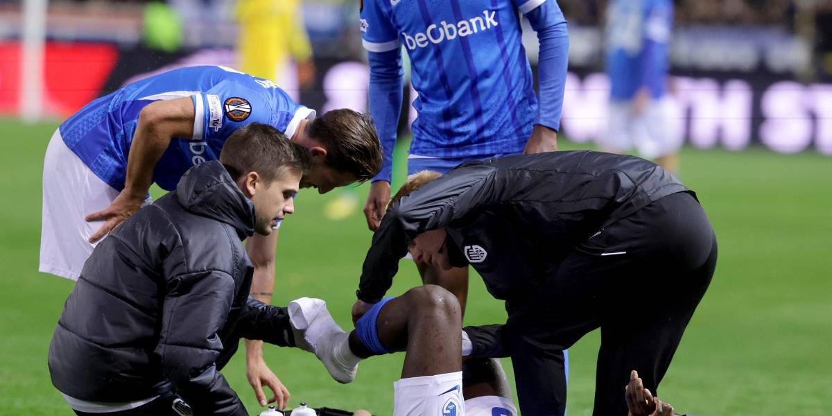 Yaimar Medina salió lesionado en el empate del Genk frente al Betis por la Europa League