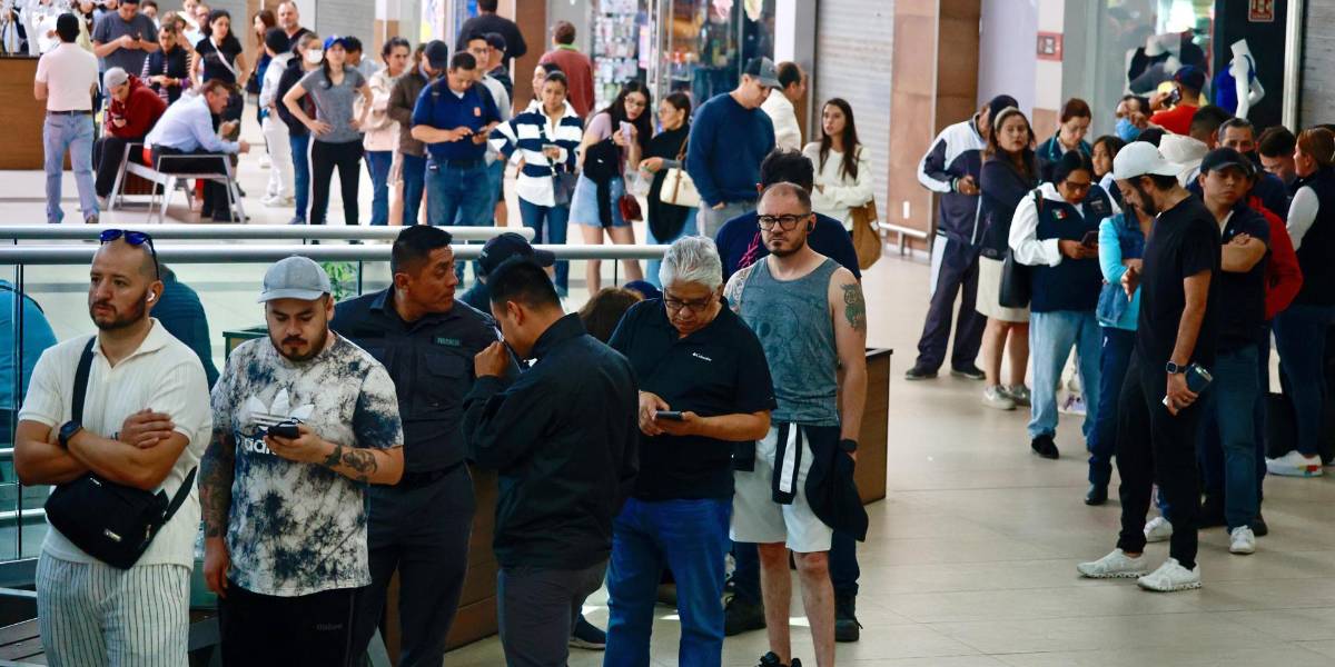 México: más del 12 % de los centros electorales aún no abren tras 4 horas de jornada