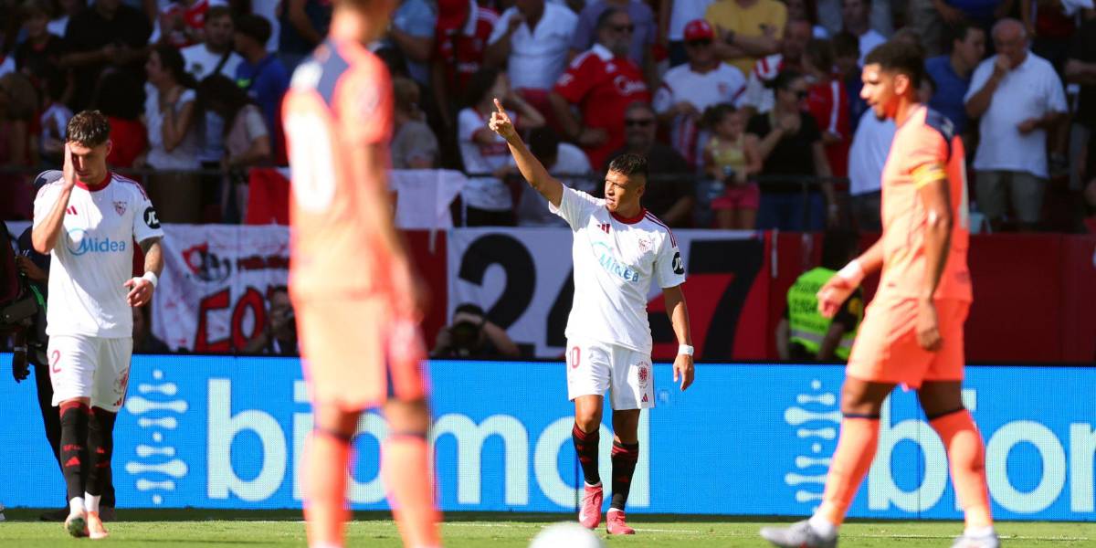 Alexis Sánchez brilla con el Sevilla a sus 36 años