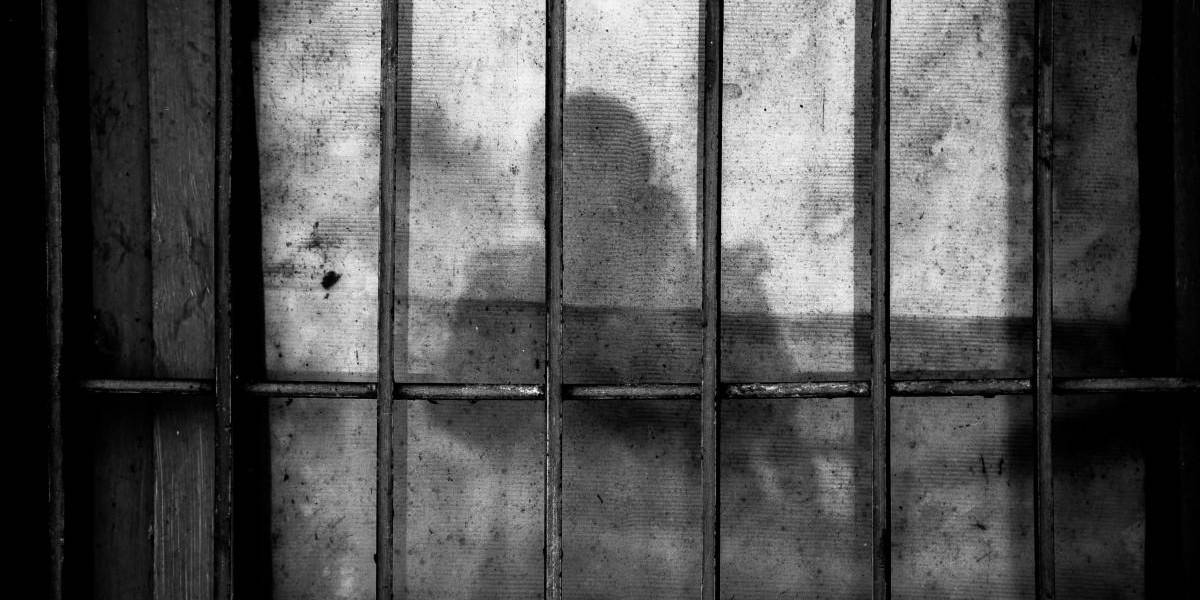 Una mujer buscada por explotación sexual de menores en Ambato fue detenida en Colombia