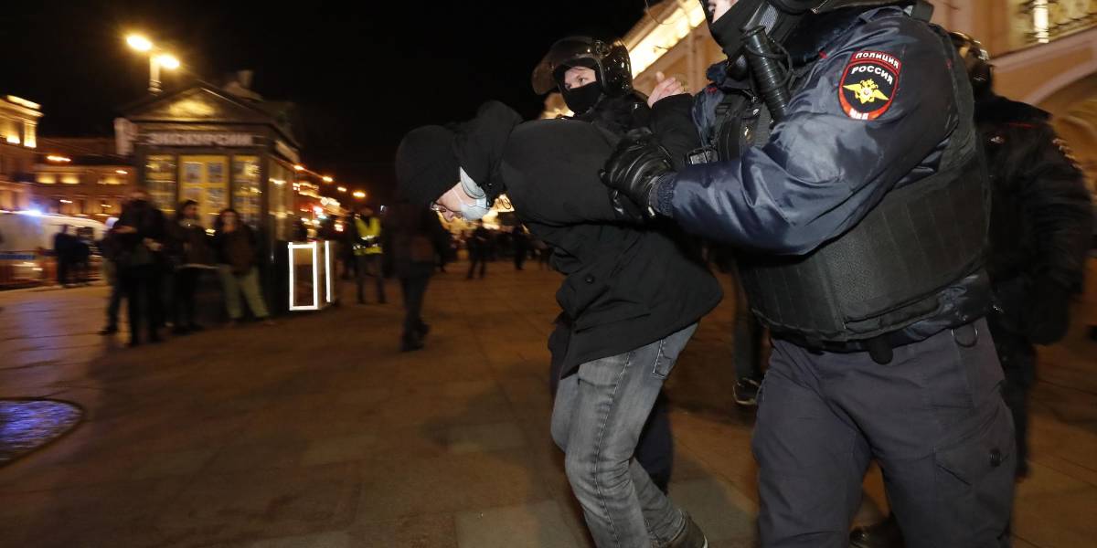 Más de 3.000 detenidos en Rusia en tres días en protestas contra guerra