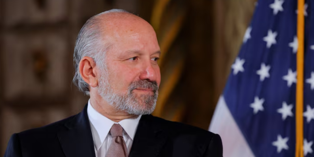 Secretario de Comercio de EE. UU. señala que podrían aligerarse aranceles por sectores a Canadá y México