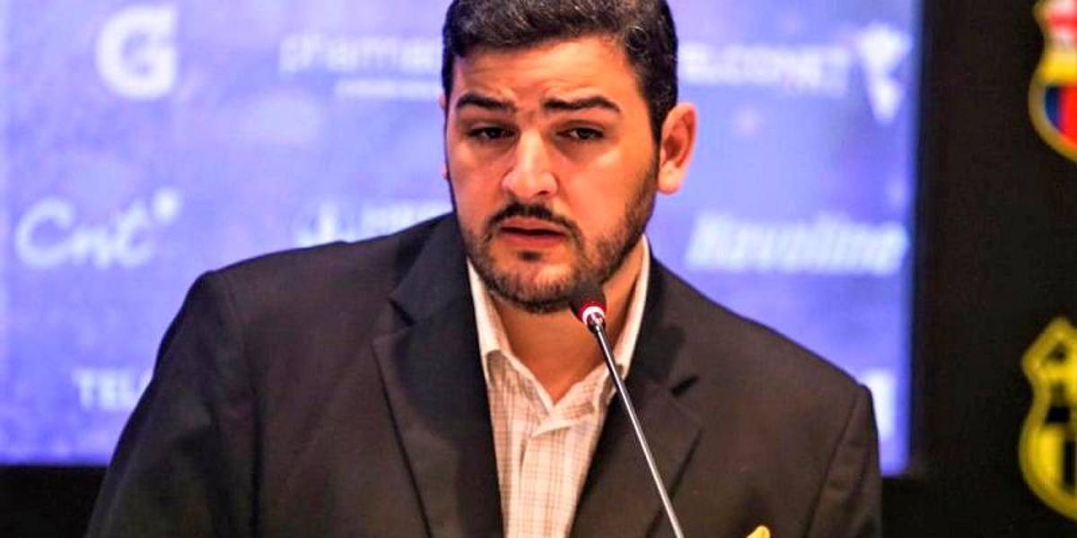 Aquiles Álvarez sobre Guillermo Guerrero: paupérrimo arbitraje