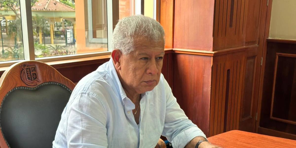 La Policía capturó a miembros de Los Lobos que extorsionaban a Hitler Álvarez, alcalde de El Guabo