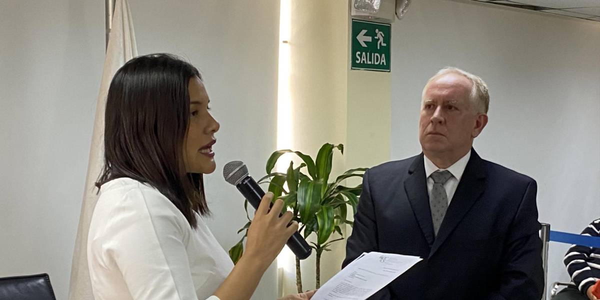 4 integrantes del CPCCS enfrentarían juicio político por designar a defensor del Pueblo encargado