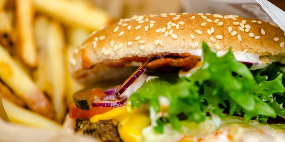 En Estados Unidos descubren que 62 locales de comida rápida emplearon de forma ilegal a más de 300 niños