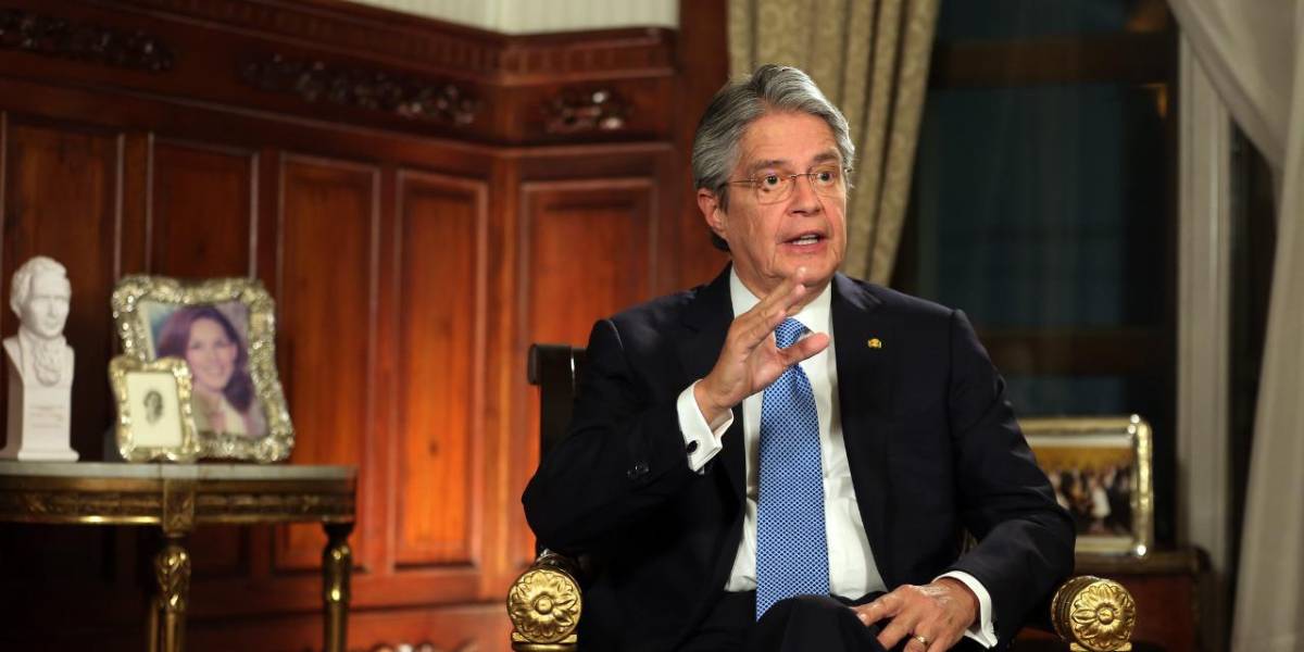 Lasso propone la eliminación de varios tributos, entre esos el IVA a varios insumos de higiene femenina