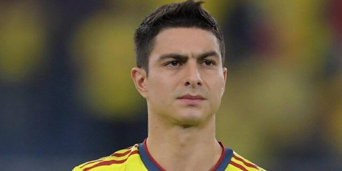 Colombia sufre la baja de Daniel Muñoz y convoca a Stefan Medina para los duelos ante Uruguay y Ecuador