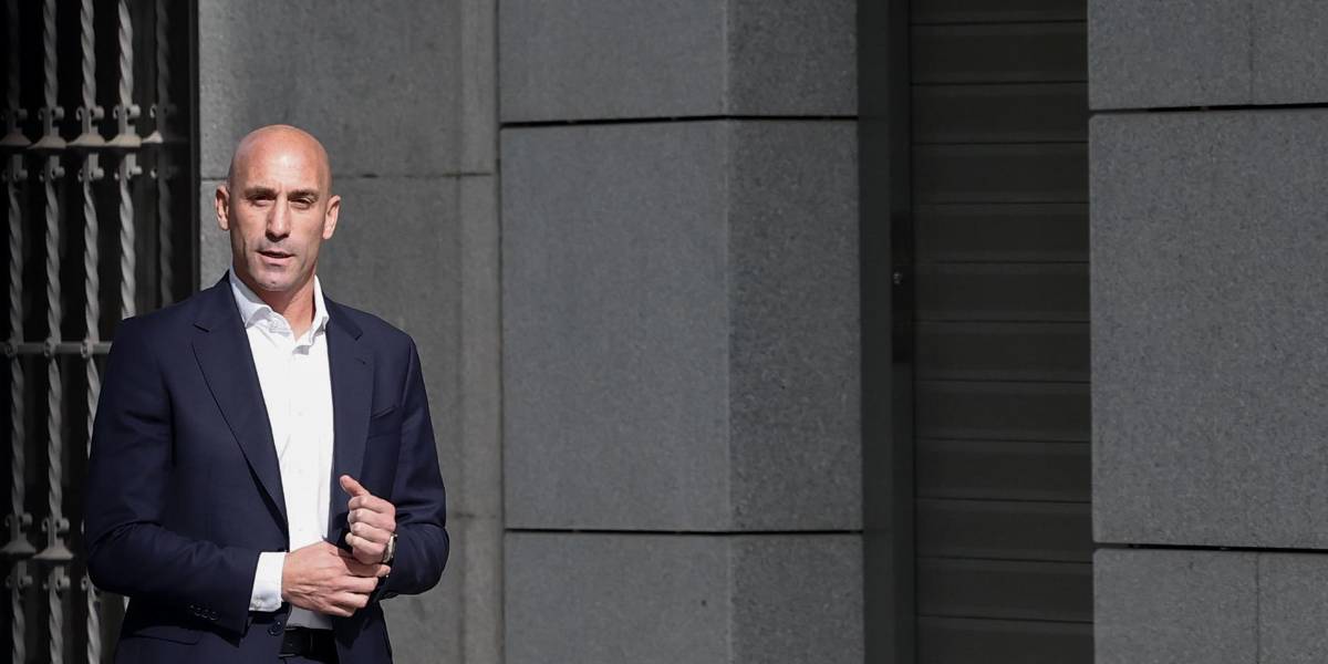 El magistrado de la Audiencia Nacional propone juzgar a Luis Rubiales por beso no consentido a Jenni Hermoso