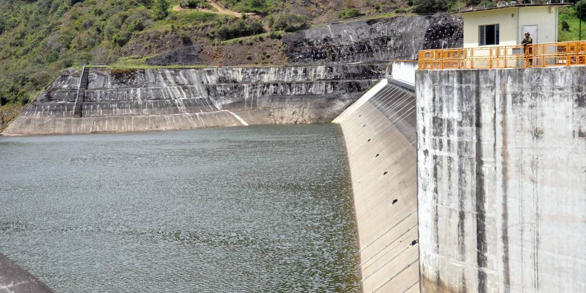 Ecuador aumentó las importaciones de electricidad, aunque todavía no hay estiaje