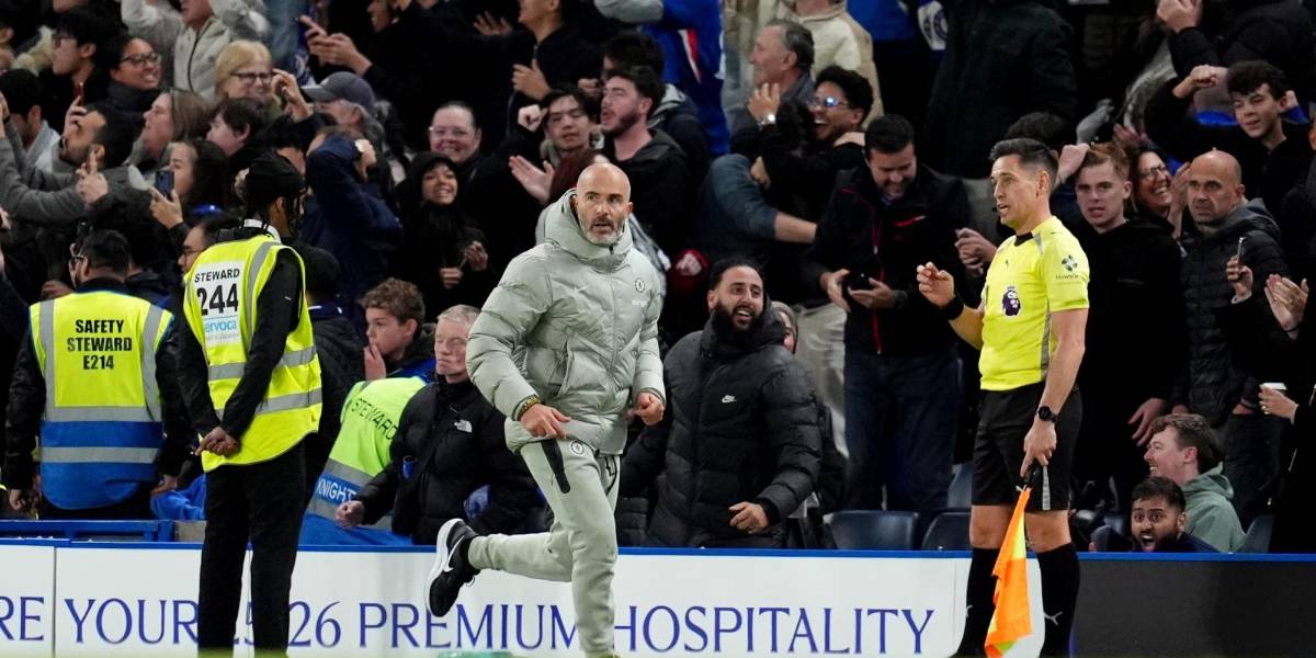 El técnico del Chelsea, Enzo Maresca, suspendido y multado por mala conducta