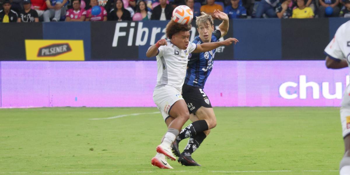 Delfín empató con Independiente del Valle y se salvó del cuadrangular del descenso