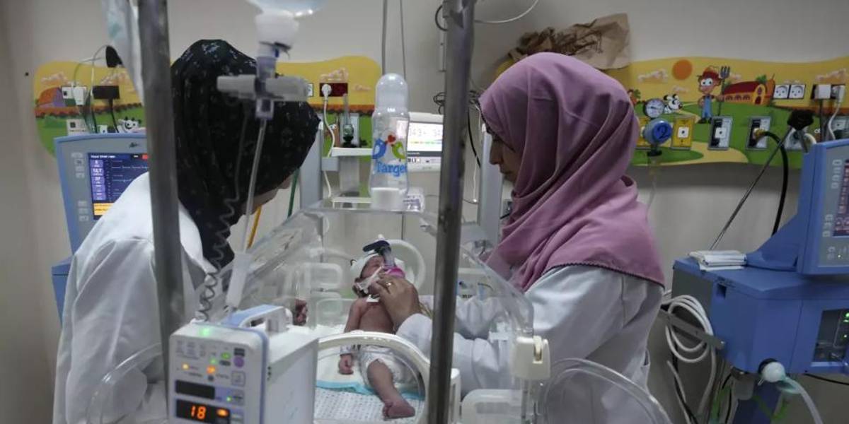 39 bebés mueren en hospitales de la Franja de Gaza por falta de electricidad